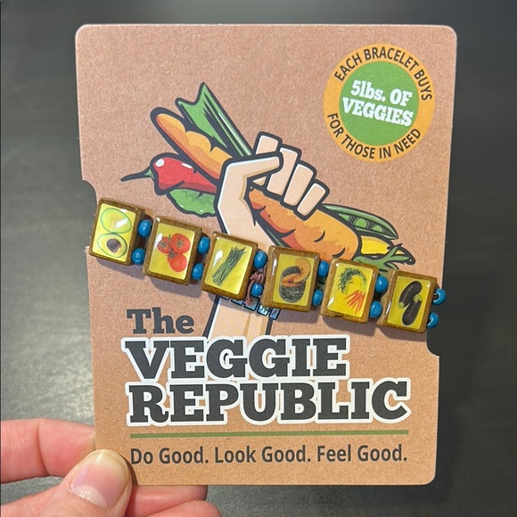 *Free Item* New Veggie Republic Bracelet - Picture 1 of 2
